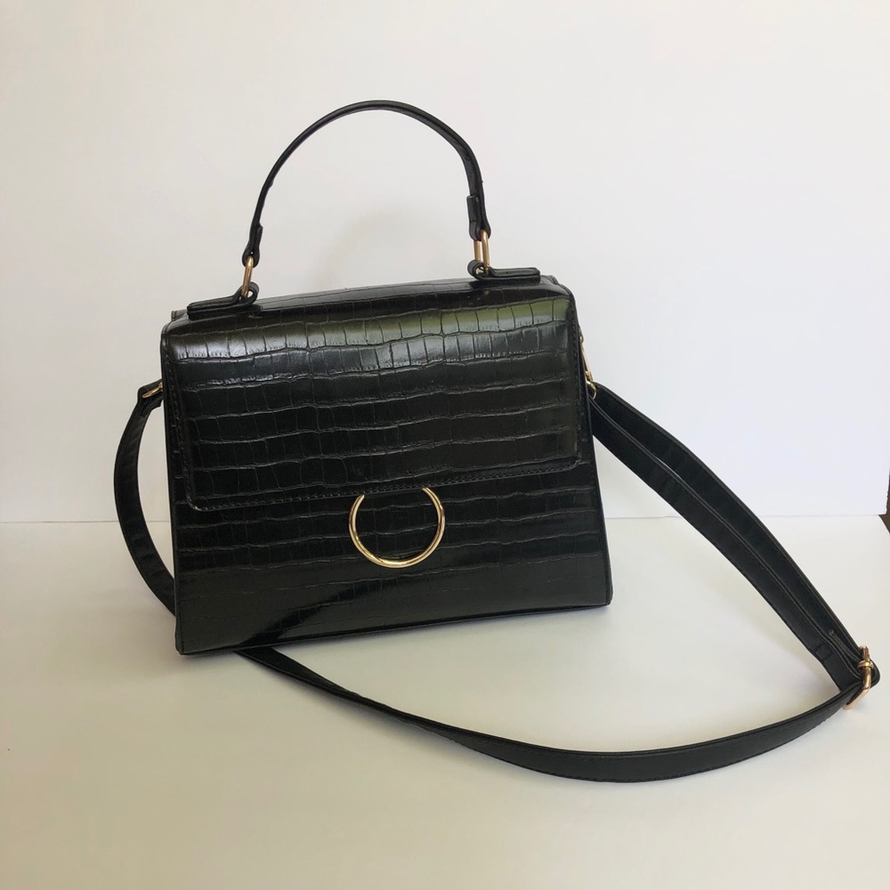 Crossbody bag